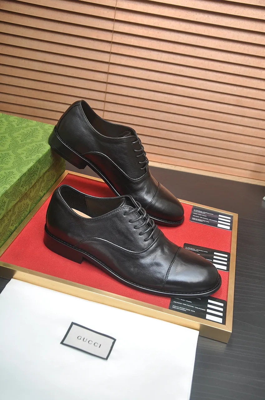 Men's shoes 💰580💶 Brand: GUCCI (Gucci) Standard code: Men's code 38/44 (45 can be customized) Grade: Same as the official website Original quality Material: Original cowhide Water-dyed cowhide lining Original rubber outsole Style category: Men's fashionable casual leather shoes Distinguished big-name luxury elements Top luxury Color: Actual picture